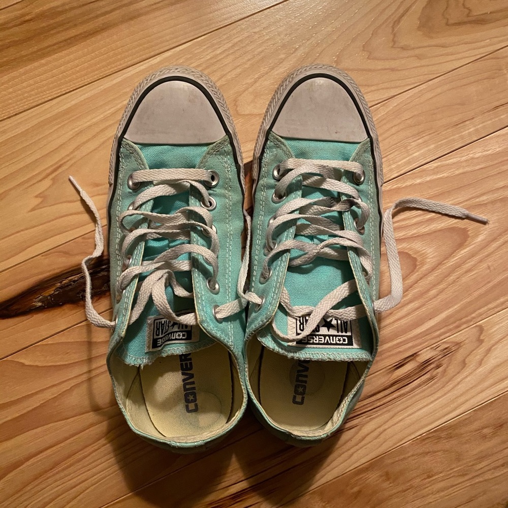 Aqua Converse